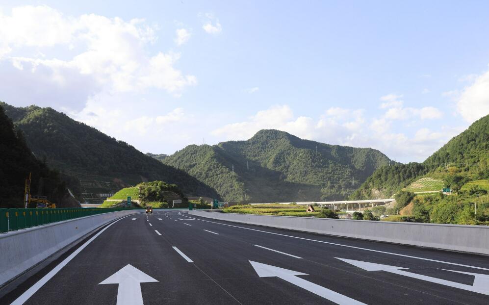 今年陕西将开建改扩建一批高速公路 升级西安汽车站