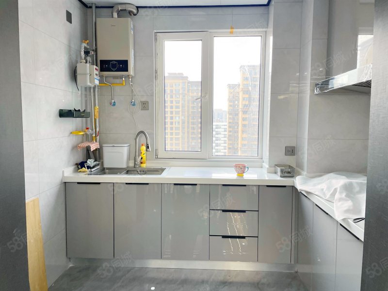 三迪枫丹高楼层视野无遮挡近地铁产权清晰双卫生间